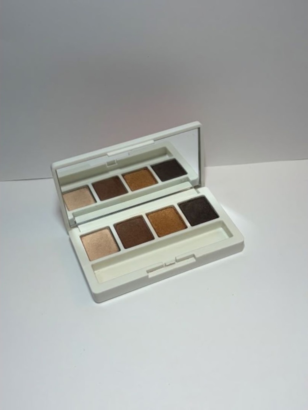 Clinique all about shadow quad
